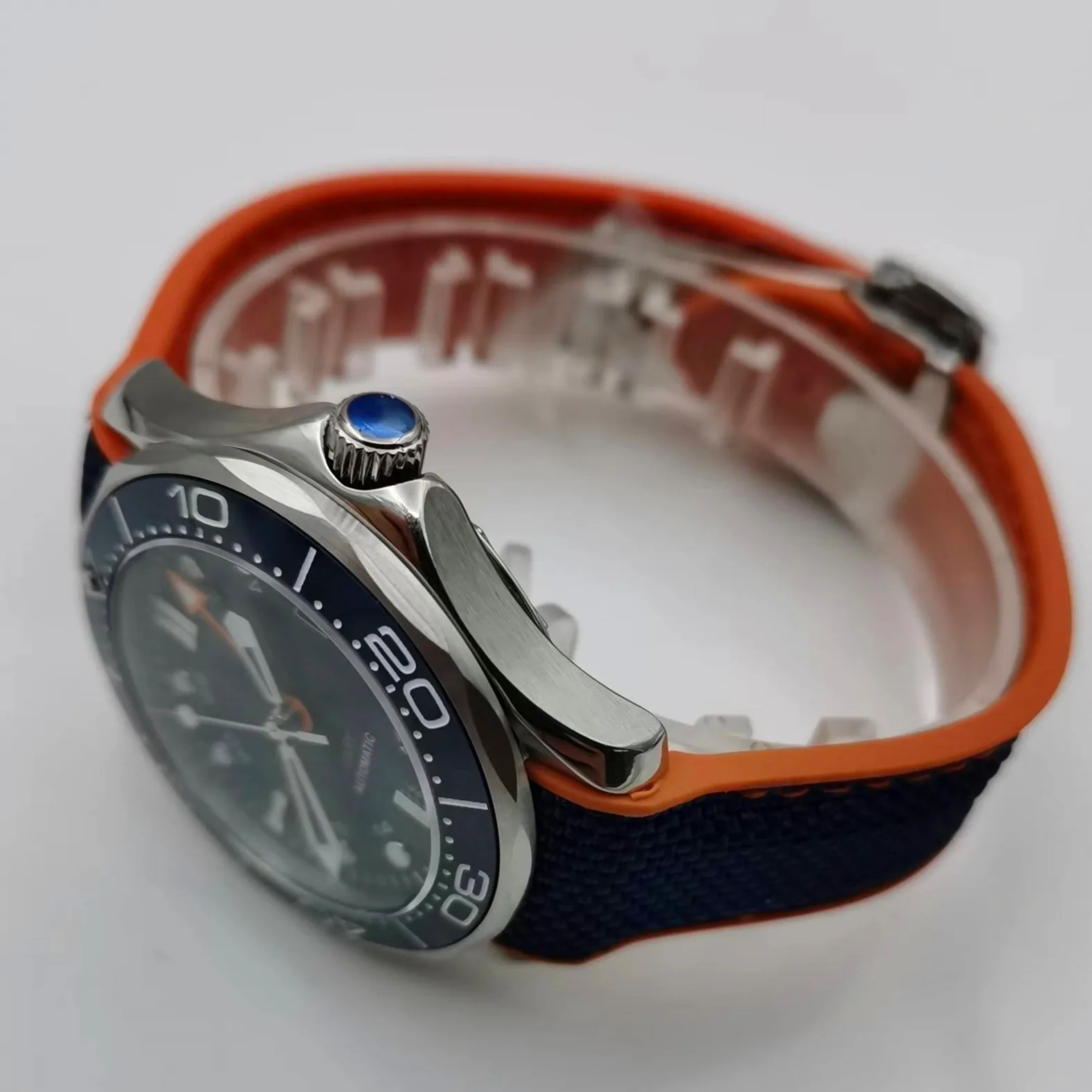 The New Gmt Dual Time Zone Displays Waterproof Stainless Steel Watch Japan Nh34 Nh34a Greenwich Automatic Movement
