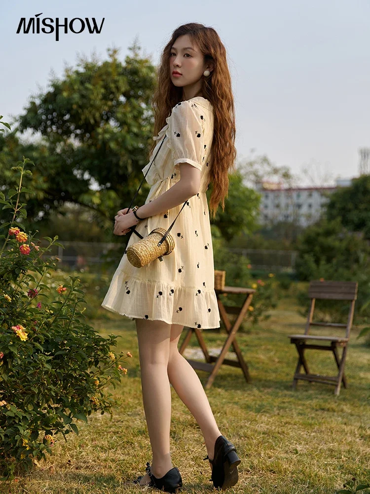 MISHOW Women\'s French Floral Dress 2023 Summer High Waist Puff Sleeve V-Neck Rufflle A-line Sweet Knee-Length Dresses MXC21L1282