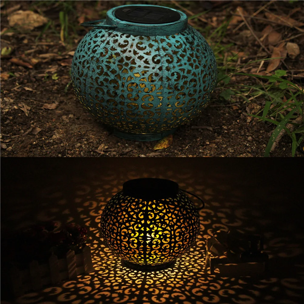 

Wrought Iron Solar Lantern LED Outdoor Hanging Lights Blue Garden Lamp Warm Atmosphere Decorative Accessory Pergolas Porch Trees