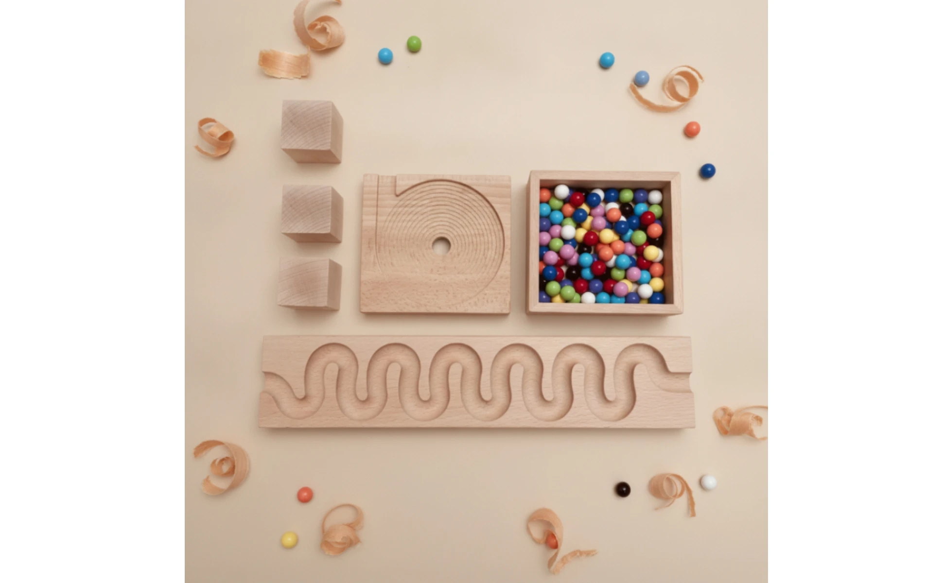 Marble Run with Wooden Blocks Stem Wooden Marble Run Set Learning Eco-Friendly for Preschoolers, Child-Centered School, Playroom