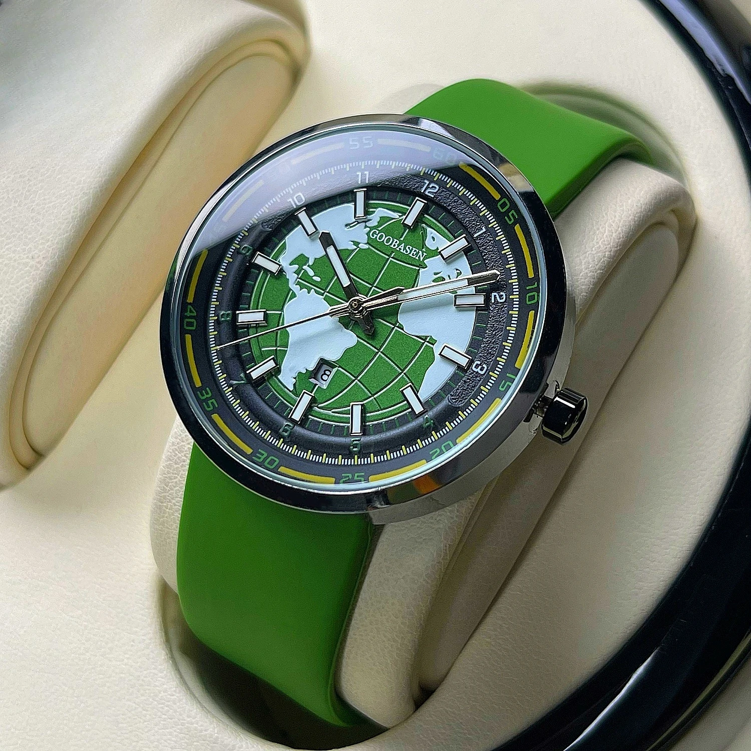 Ultra-Thin Earth-Themed Men's Watch - Waterproof Luminous Quartz Wristwatch