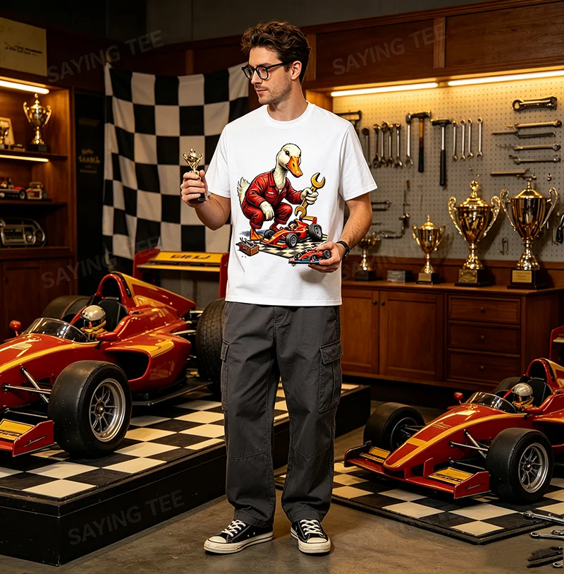 Silly Goose Race Car Pit Stop Grafik-T-Shirt Y2k Silly Goose Art Herrenbekleidung Ausgefallener Humor Racing Mechanic Neuheitsbekleidung – Detail 5