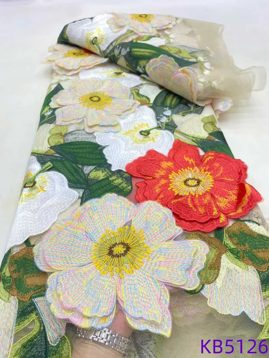 Tela de encaje de flores 3D de 5 yardas, tela africana de encaje de alta calidad, malla francesa con cuentas 2025, lentejuelas de encaje para coser KB5126