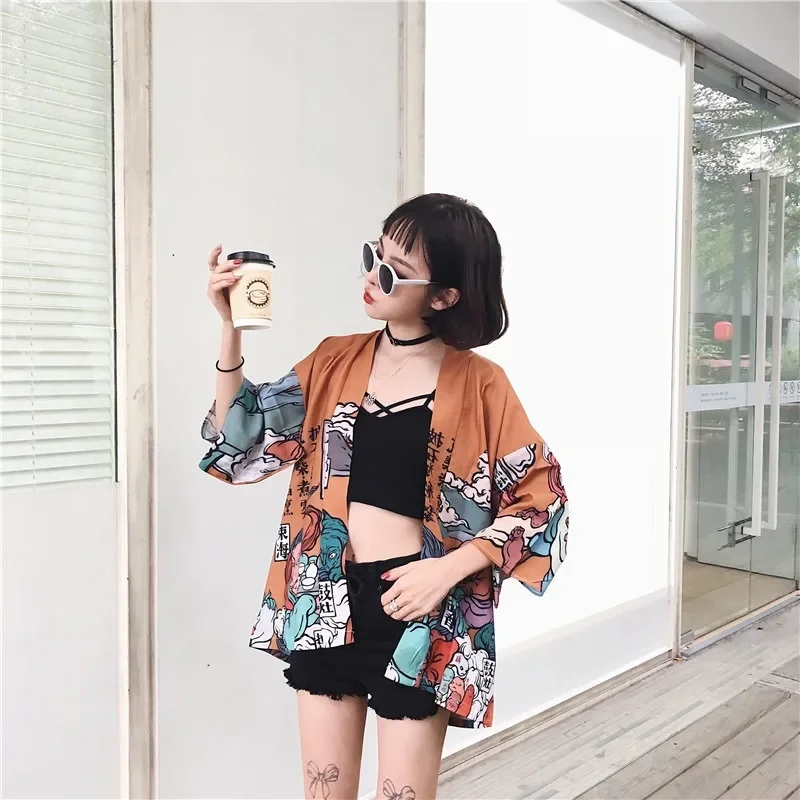 Kimonos Woman 2024 Japanese Kimono Cardigan Cosplay Shirt Blouse For Women Japanese Yukata Female Summer Beach Kimono