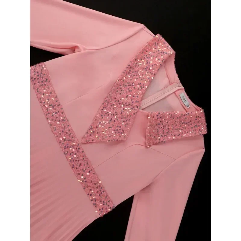 Klassisches rosafarbenes Maxi-Plisseekleid für Damen, unregelmäßiger Glitzer-Ausschnitt, hohe Taille, A-Linien-Kleider, formelle Veranstaltungsanlässe, Kirchenkleider