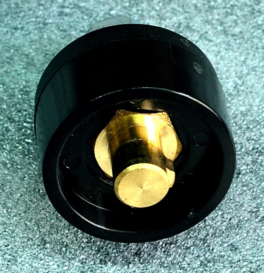 Automotive programming power supply quick connector seat/plug