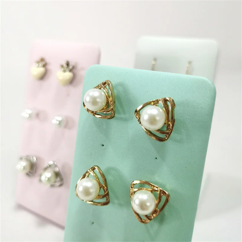 L-образные серьги-гвоздики с 12 отверстиями