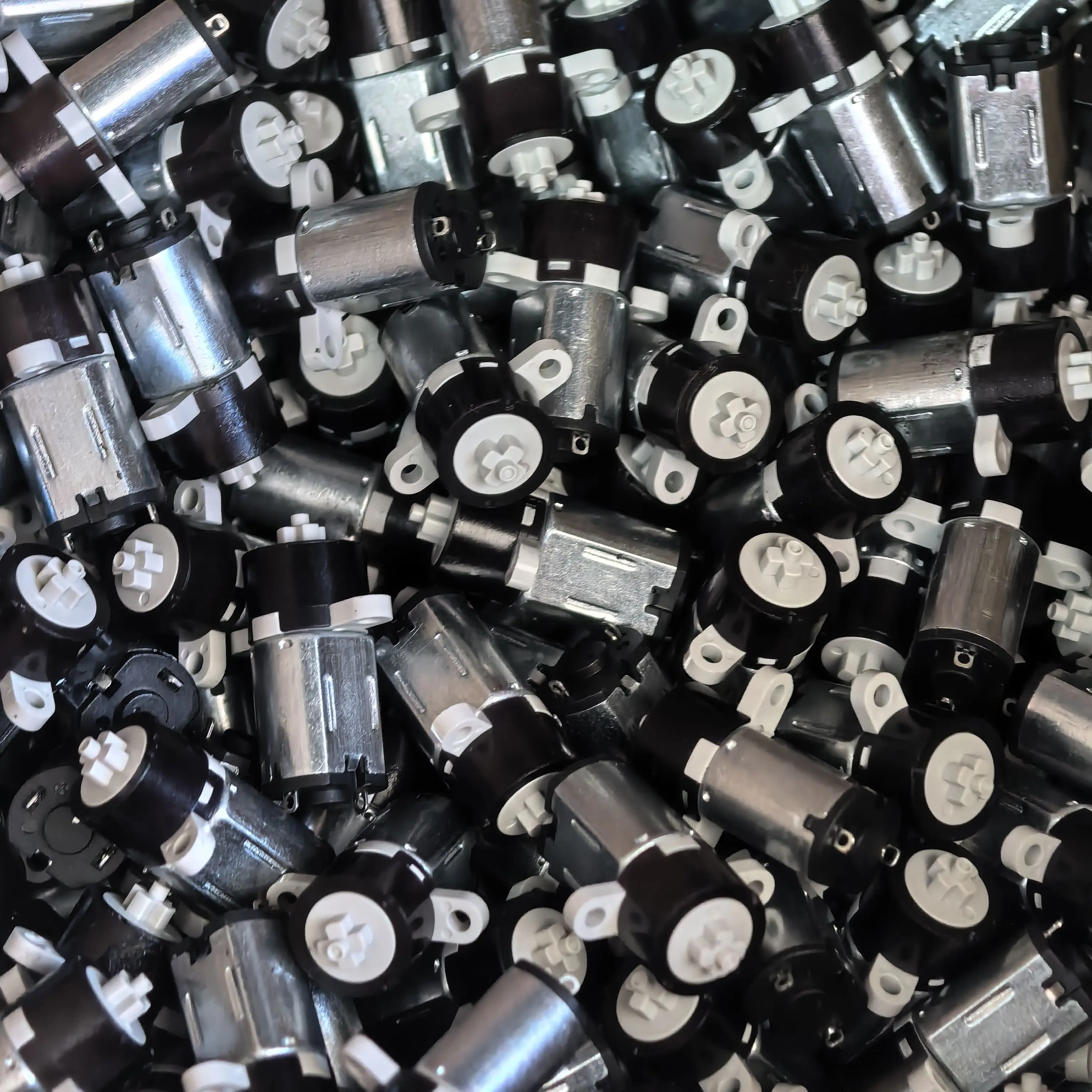 50pcs  Mini M10 Gear  Motor DC3V 130rpm
