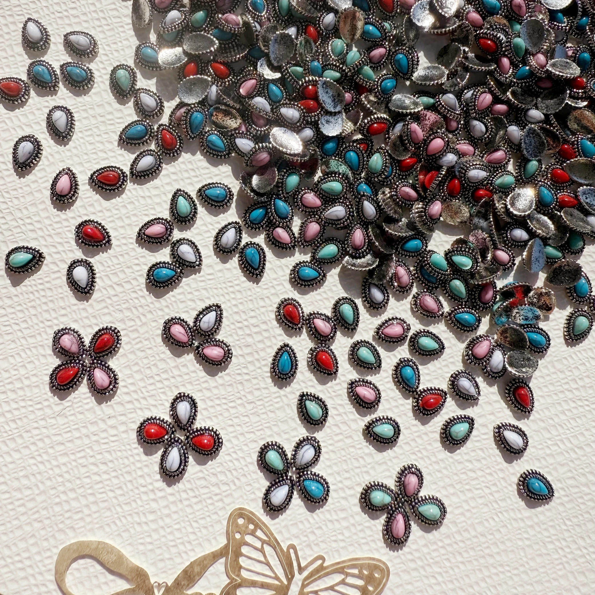 30pcs vintage metal jewelry droplet Bohemian nail jewelry tu