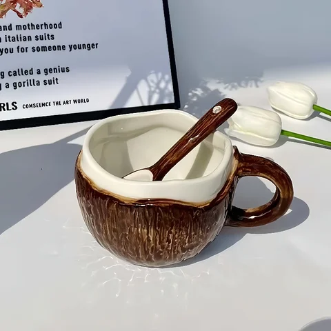 Ceramic Coconut Shell Coffee Mug with Spoon, Novelty Tropical Coconut-Shaped Mug for Afternoon Tea, Yogurt And Fruit
