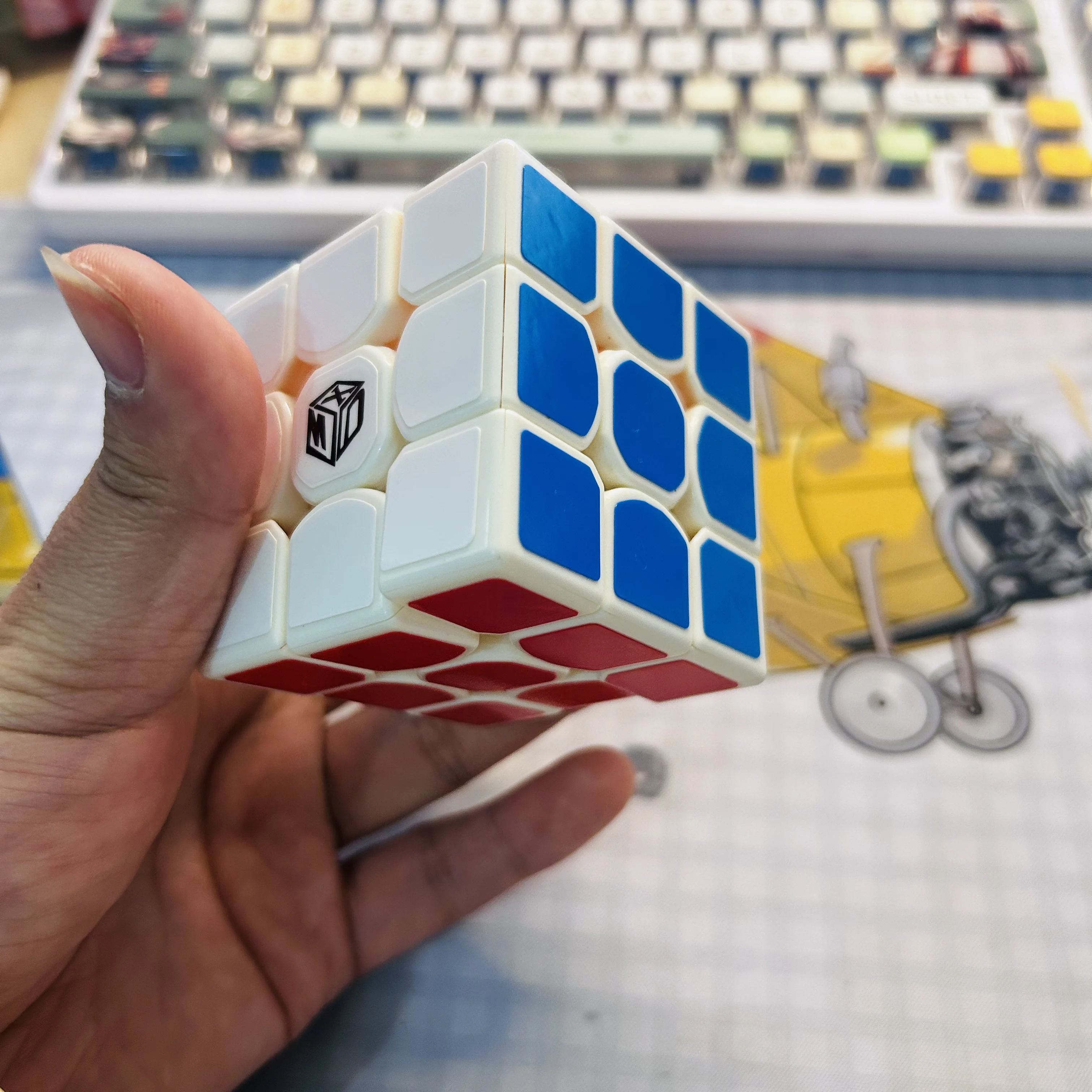 QiYi X-Man Tornado V1 3x3 Cube White Sticker 3x3x3  Version  Magic Speed Cube Pioneer Puzzle Toys