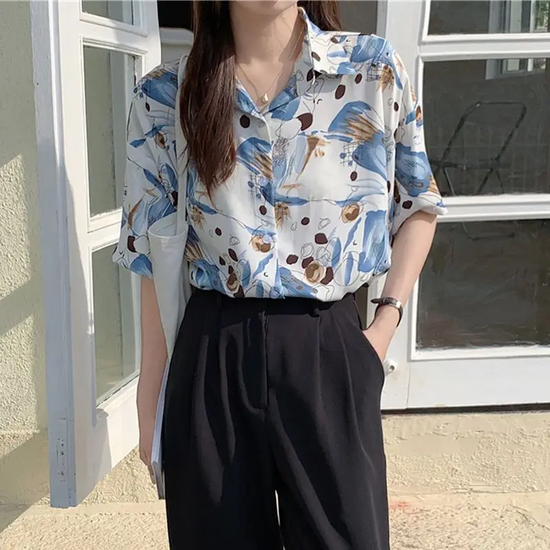 Elegant Fashion Harajuku Slim Fit Female Clothes Loose Casual All Match Tops Women Printed Button Cardigan Short Sleeve Shirt