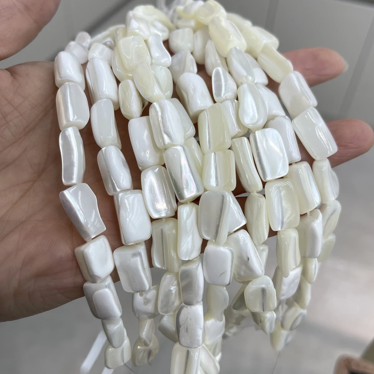 Irregularly Shaped Natural Freshwater Shell Beads Semi-finished Beads for Jewelry Making DIY Necklaces Bracelet Accessories 18cm
