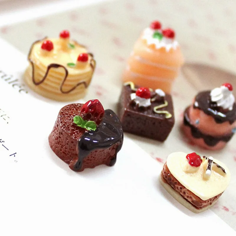 10pcs Resin Mini Cake Kawaii Fake Food Decoration Flatback Miniature Embellishments Figures Craft Scrapbooking Accessories Charm
