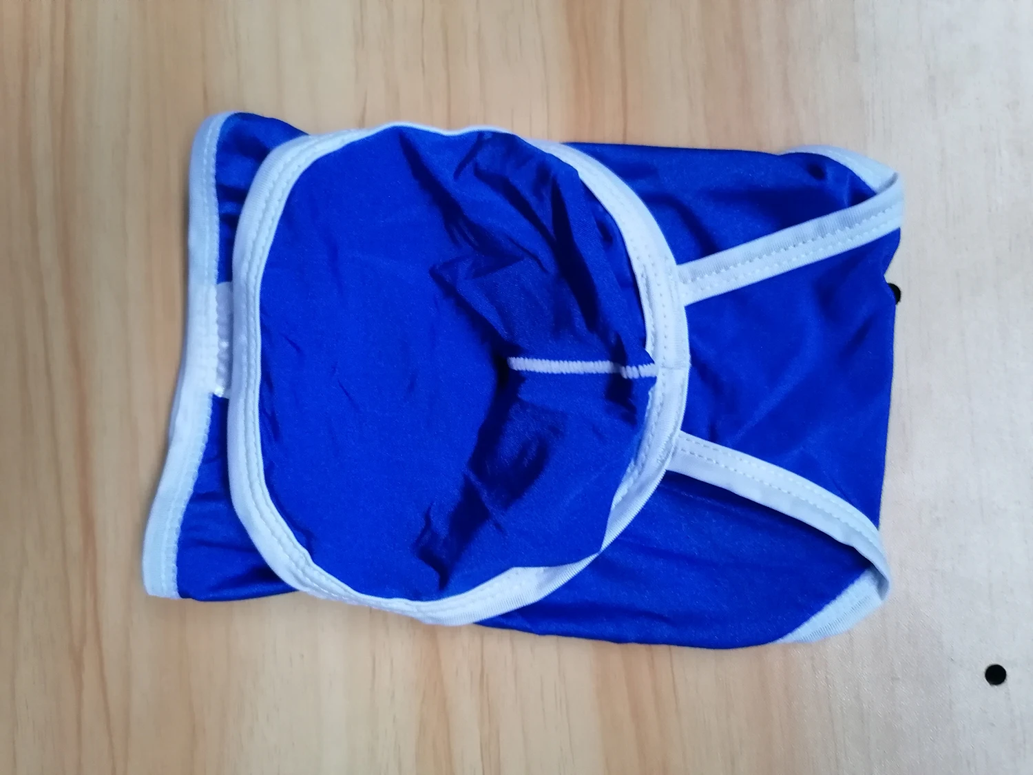 Shield Shaped Pouch Men's Panties Breathable Hemmed Briefs Male Comfortable Ice Silk Underpants Calsones Sexy Para Hombres Slip