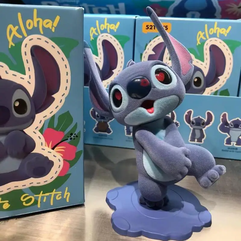 Officiële echte 52TOYS Disney Stitch Cute Series Blind Box handgemaakte trendy speelgoedornamentaccessoires