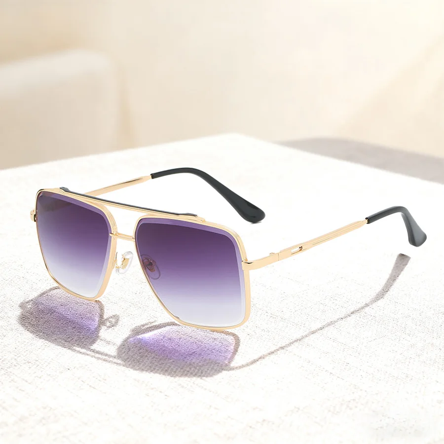 Klassische Trendbrille mit Metallrahmen und Doppelsteg-Design, Persönlichkeitsbrille, geeignet für Partys und andere Anlässe.