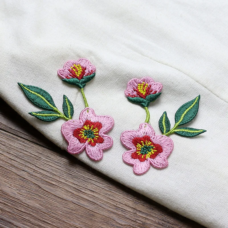 5pcs Cloth Patches Small Flower Embroideried Appliques DIY Sewing On Patches Fabric Garment Dress Decorations Sewing Supplies