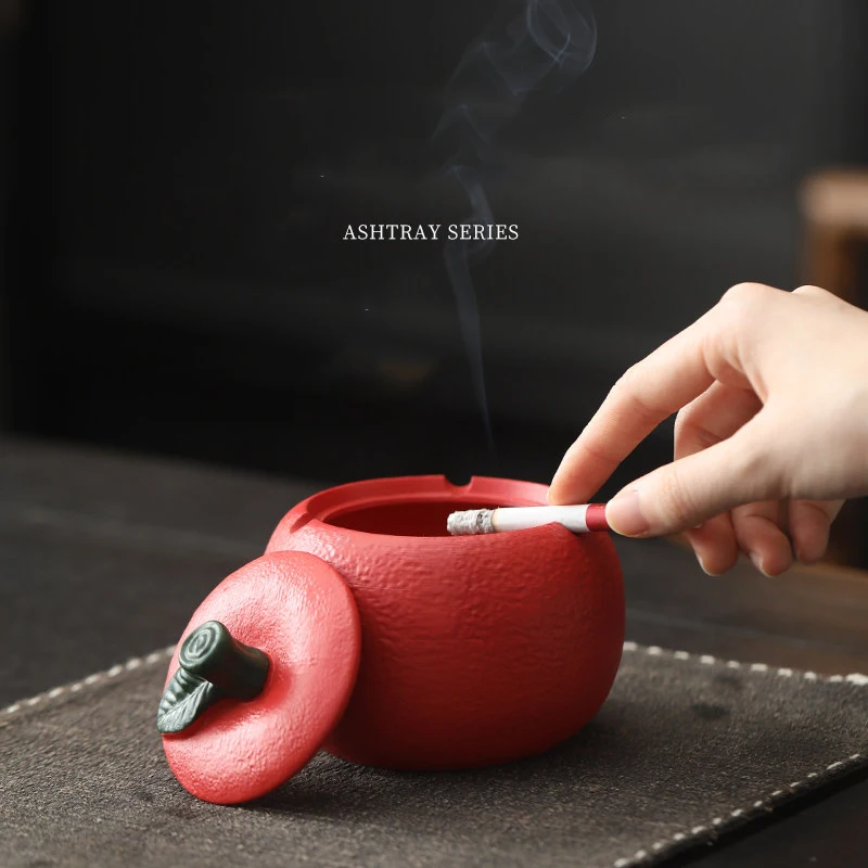 Cute Apple‑Shaped Ceramic Ashtray with Lid Wind‑Proof Anti‑Fly Ash Desktop Home Table Decor Cigarette Rest Ornament Gift