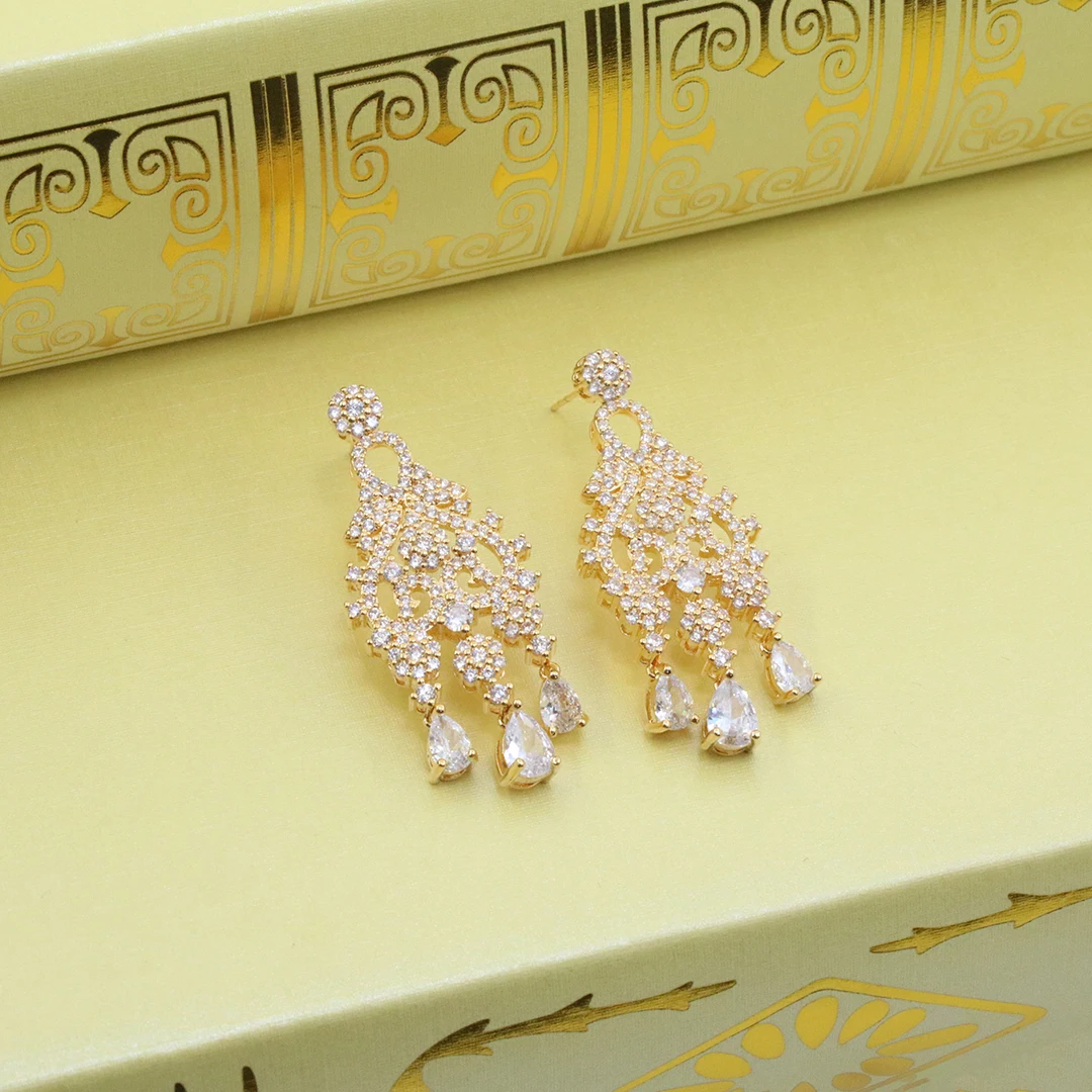 2024 New Trendy Luxury Gold Color Earrings for Women Wedding Party Gift Jewelry Bulk Sell Christmas