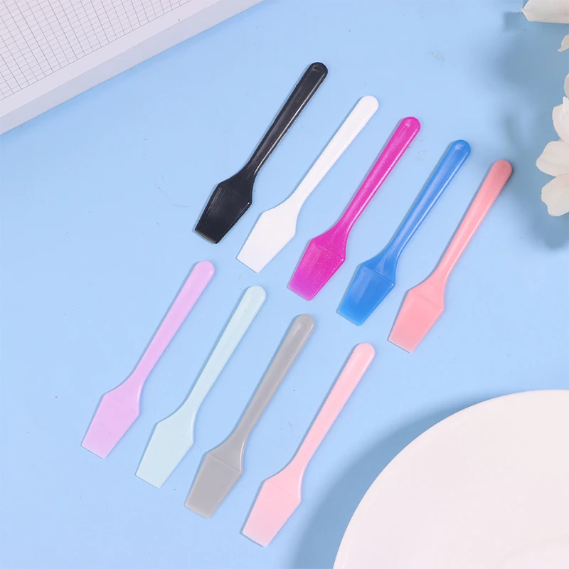 100 Pcs/Jar Mini Cosmetic Spatula Scoop Face Cream Makeup Mask Mixed Spoon Beauty DIY Tools Eye Facial Makeup Applicator Sticks