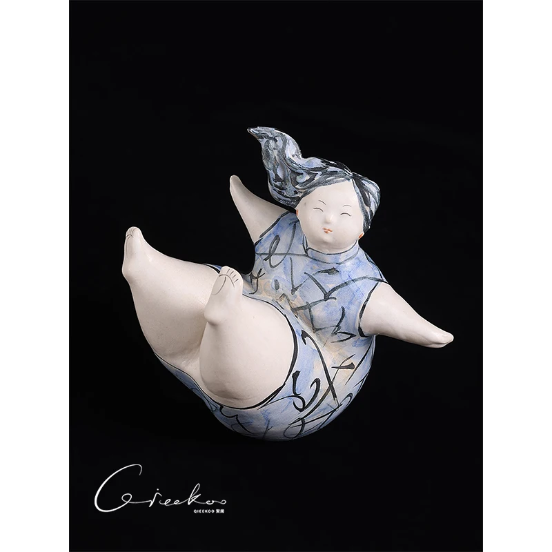 Zeya girl Jingdezhen ceramic creative retro desktop living room decoration entrance ornament