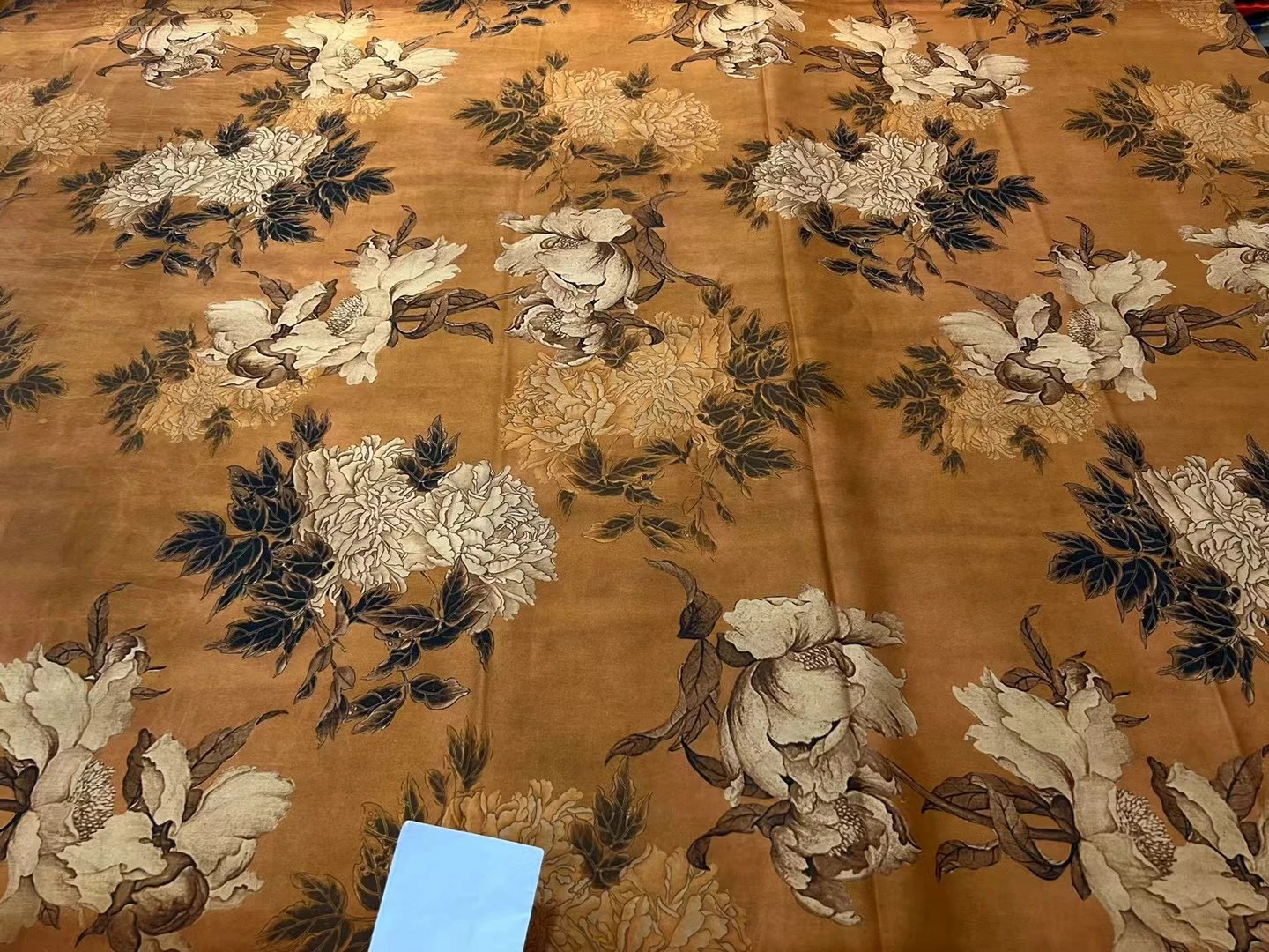 

Высококачественное платье из пряжи Xiangyun спереди, платье Cheongsam, высококачественная ткань из натурального шелка