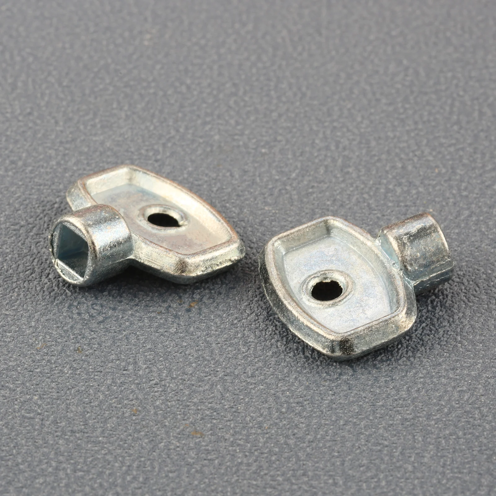 2Pcs Exhaust Valve Key Water Tap Wrench Accessories Zinc Alloy 24.5x22.5mm Connector Shatterproof Universal Replacement