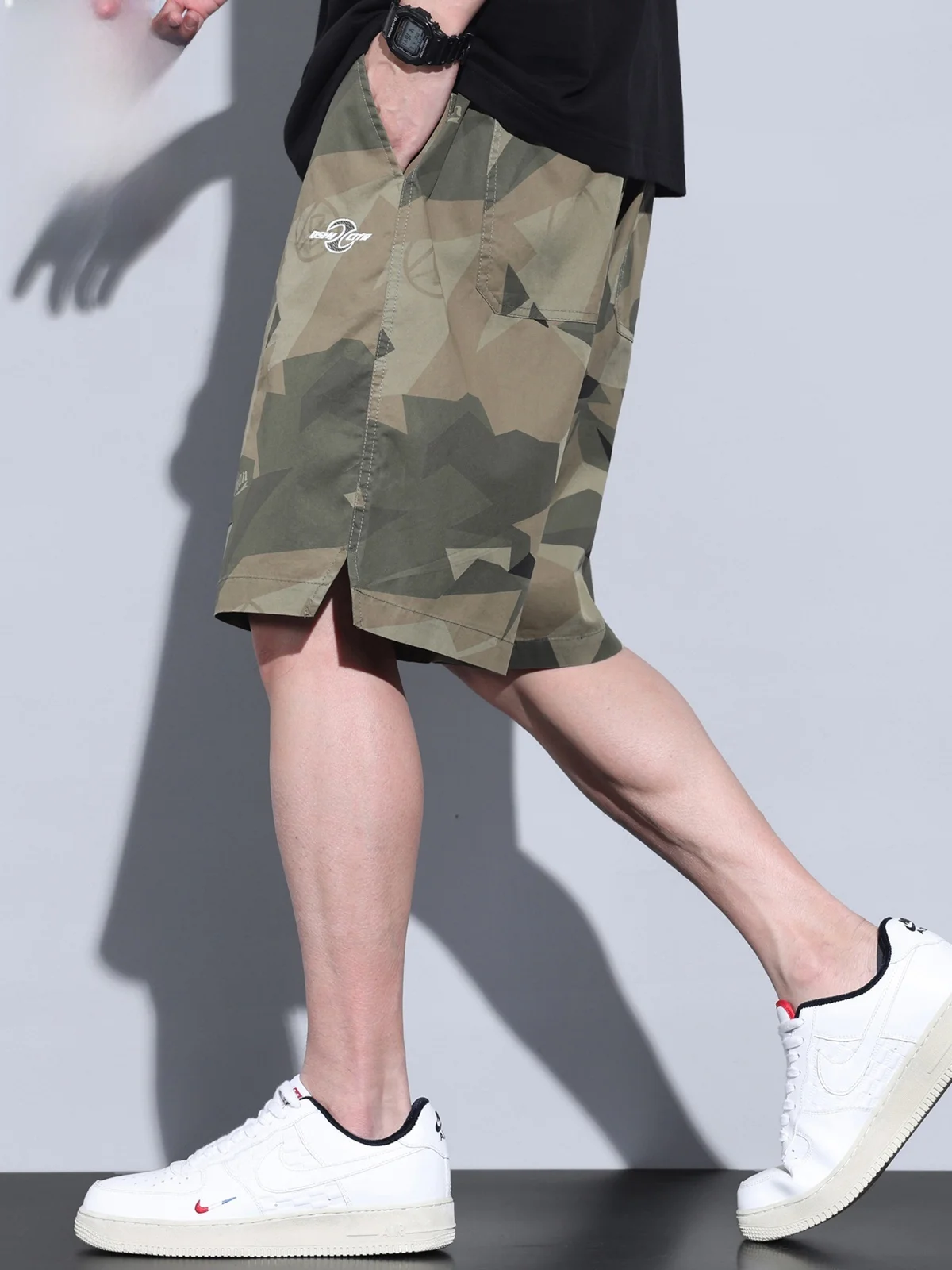 

Camouflage orts Men's Ice Silk Beach Five-Quarter Casual Loose Fit Summer Trendy Mid-Length Pants