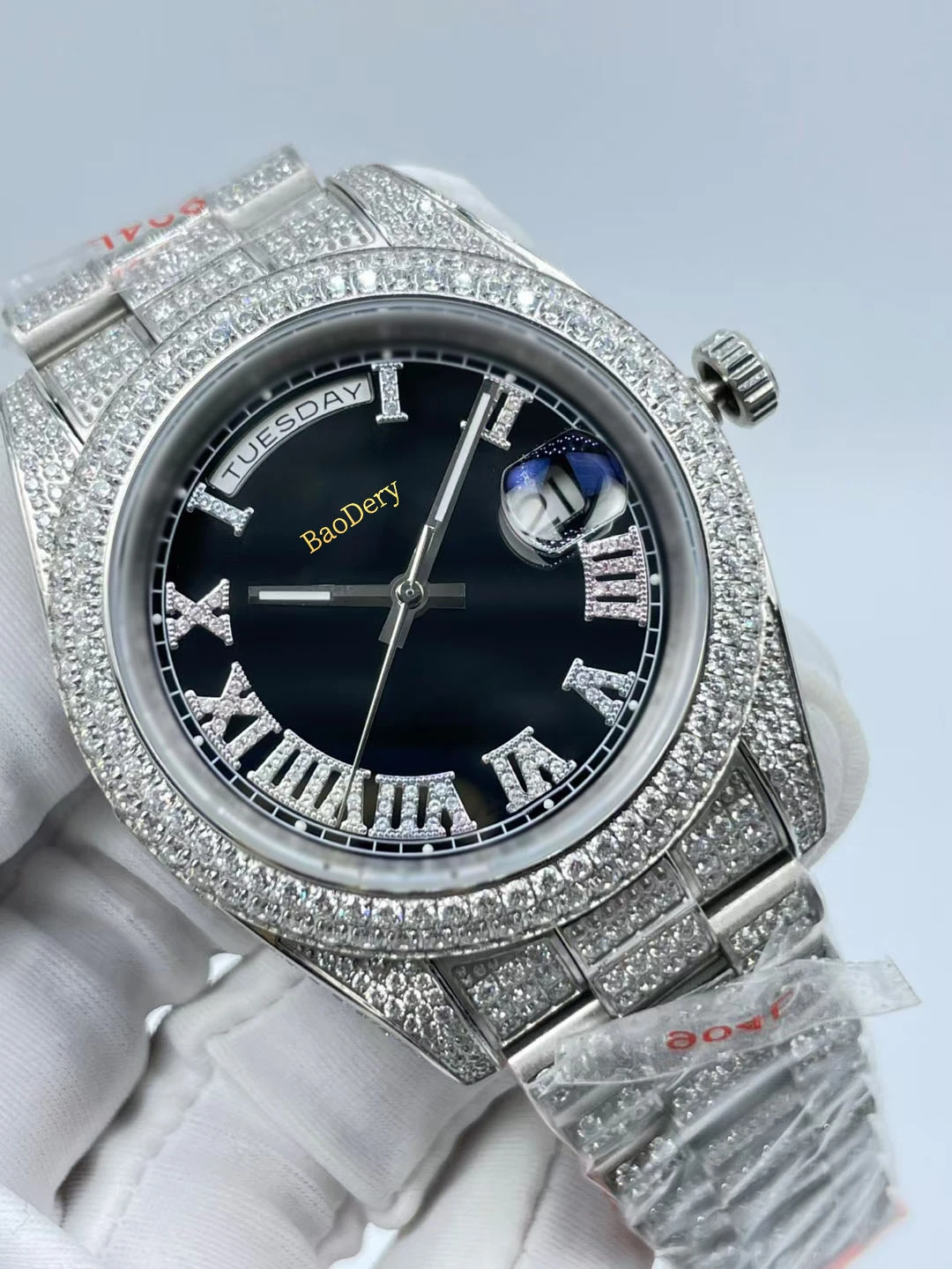 41mmDiamond-Accented Automatic Watch - Elegant   Men’s Timepiece with Roman Numeral Dial