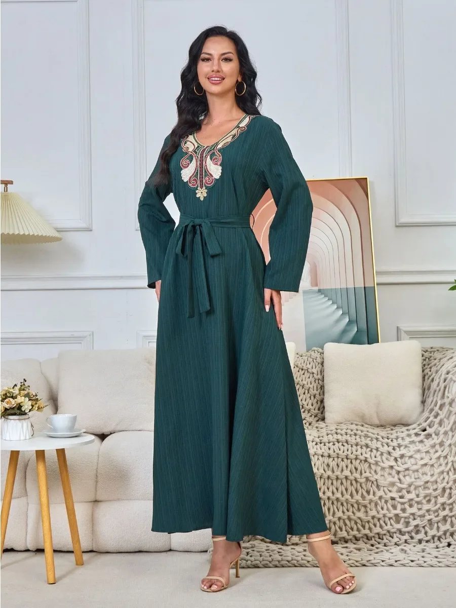 Green Embroidery Dress for Women Muslim Abaya Muslim Eid Ramadan Vestidos Largos Dubai Long Robe Jalabiya Belt Morocco Kaftan