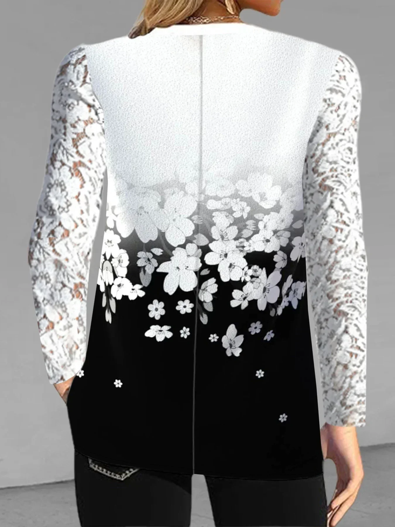

Women Fashion Floral Printed Blouses Shirts Casual V Neck Full Long Sleeve Shirts Tops Ladies Patcchwork Lace Shirt