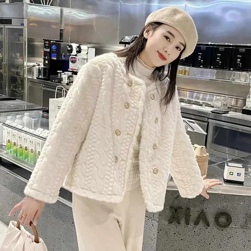 Pakaian musim dingin wanita bergaya mewah Chic outerwear Double Breasted imitasi bulu mantel Vintage elegan tebal hangat jaket