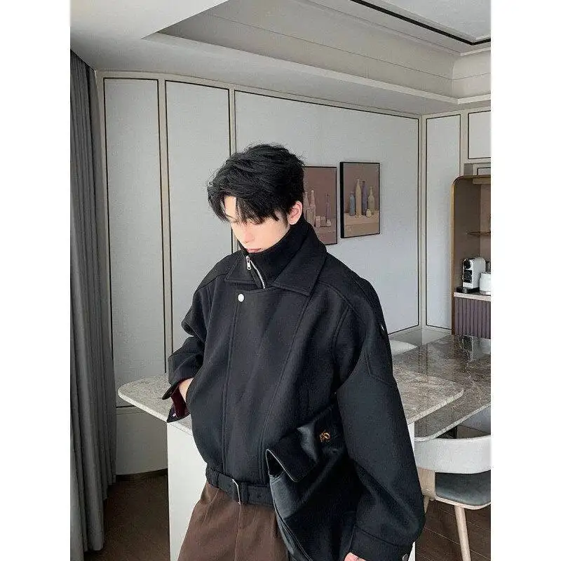 

Мужская куртка оверсайз из шерстяной смеси с вышивкой: узоры, декор, орнаменты, художественное оформление, креативное ремесло