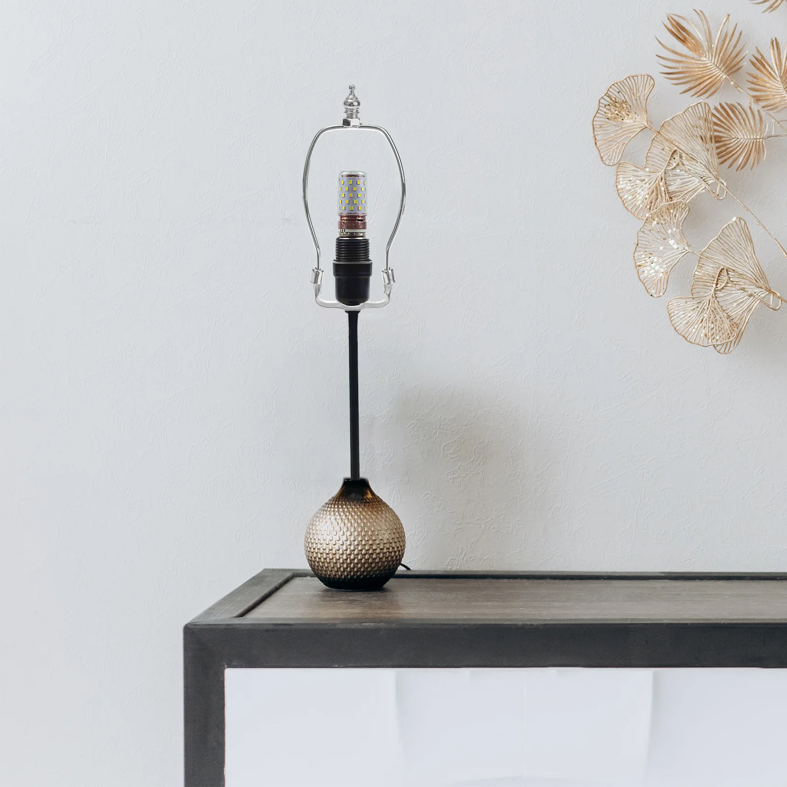 ขายึดโคมไฟแบบ 2 ชิ้น ทำจากโลหะโครเมียม สำหรับโคมไฟตั้งโต๊ะ โคมไฟตั้งพื้น ซ่อมแซม ทนทาน อุปกรณ์เสริมสำหรับไฟส่องสว่าง ทนทาน ป้องกันสนิม