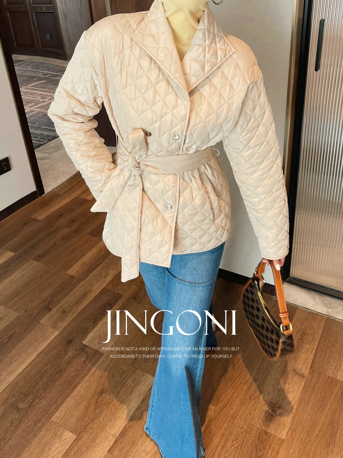 

Padding Jackets Y2k Woman Clothing 2024 Fashion Korean Style Vintage Winter Parkas Coat Cropped New Elegant Short Autumn Chic