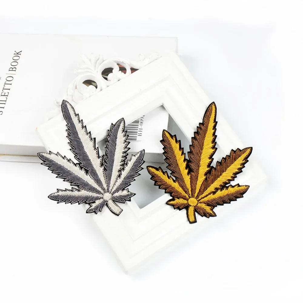 

Большая французская брошь ручной работы с вышивкой из кленового листа, простая креативная булавка с растением, нашивка для одежды, аксессуары, значок, пятно