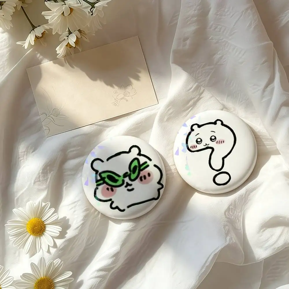 C-Chiikawa Cartoon-Meme Lustige Laser-Abzeichen-Pins Handgefertigte Broschen für Rucksäcke Geschenke Taschendekoration für Fans zum Sammeln – Detail 6