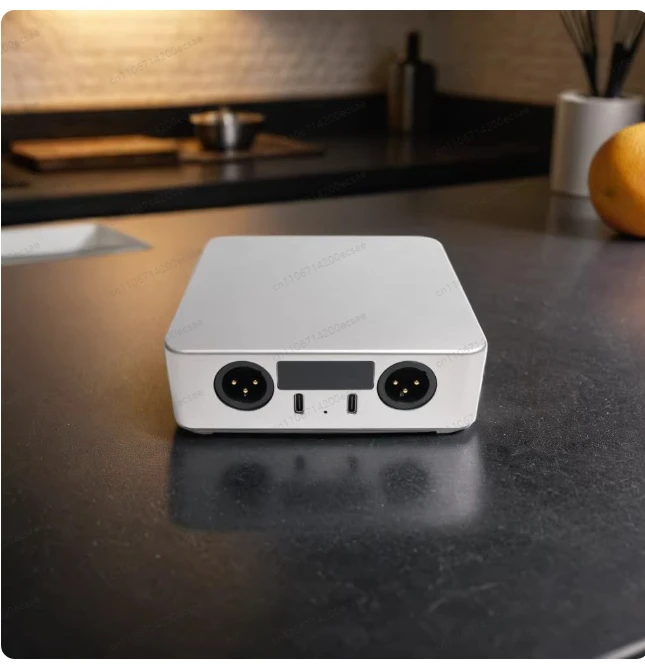Best-selling fully balanced preamplifier portable desktop headphone amplifier