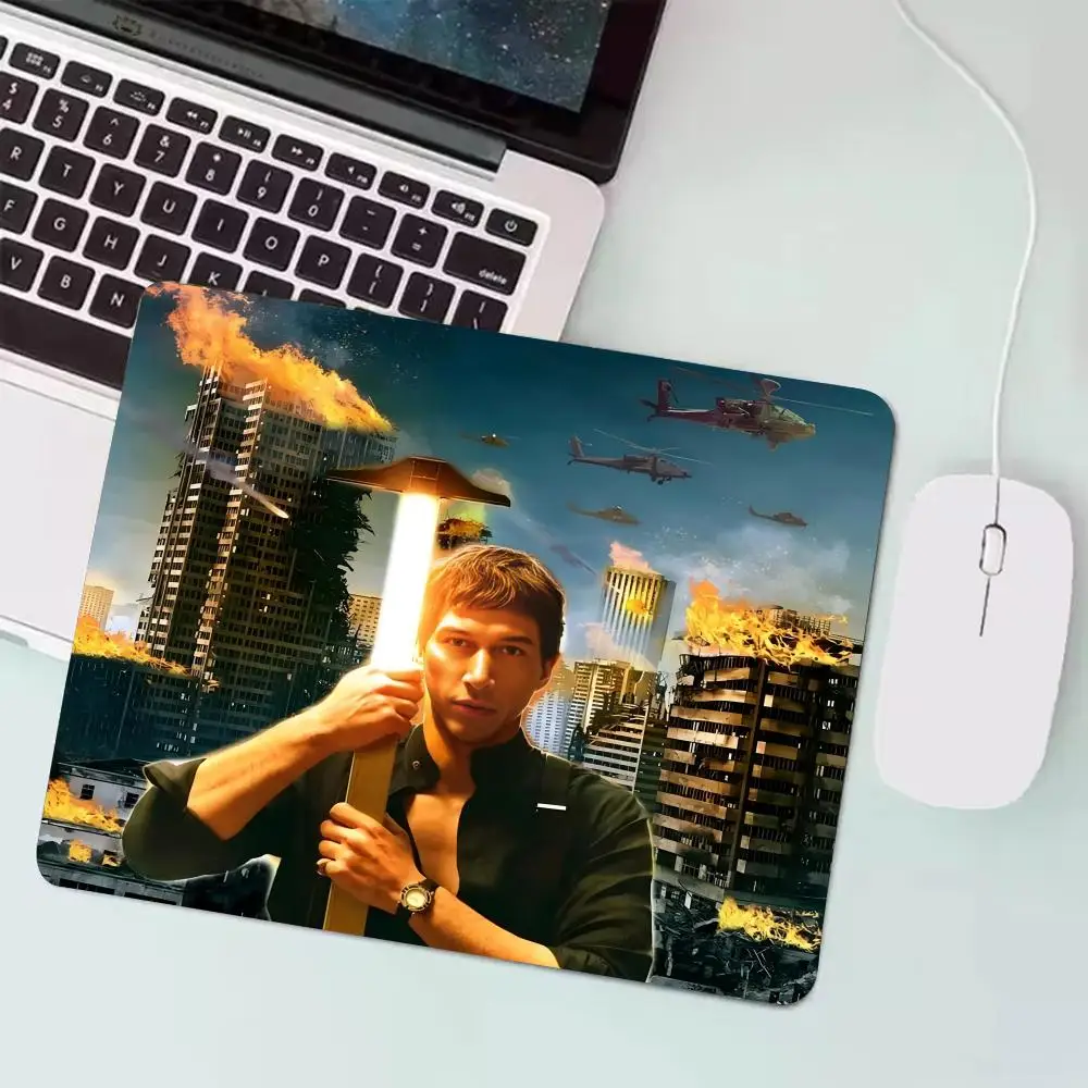 

Metropolis Mouse Pad PC Computer Mouse Mat Laptop trend Mice Mousepad Writing Desk Mats Office Accessories 21x26 25x30 CM