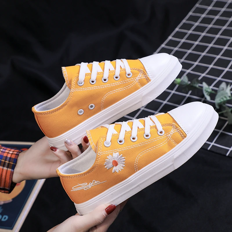 Fashion Canvas Shoes Outdoor Flat Sneakers Women Spring and Autumn Seasons Luxury Designer Shoes for Women