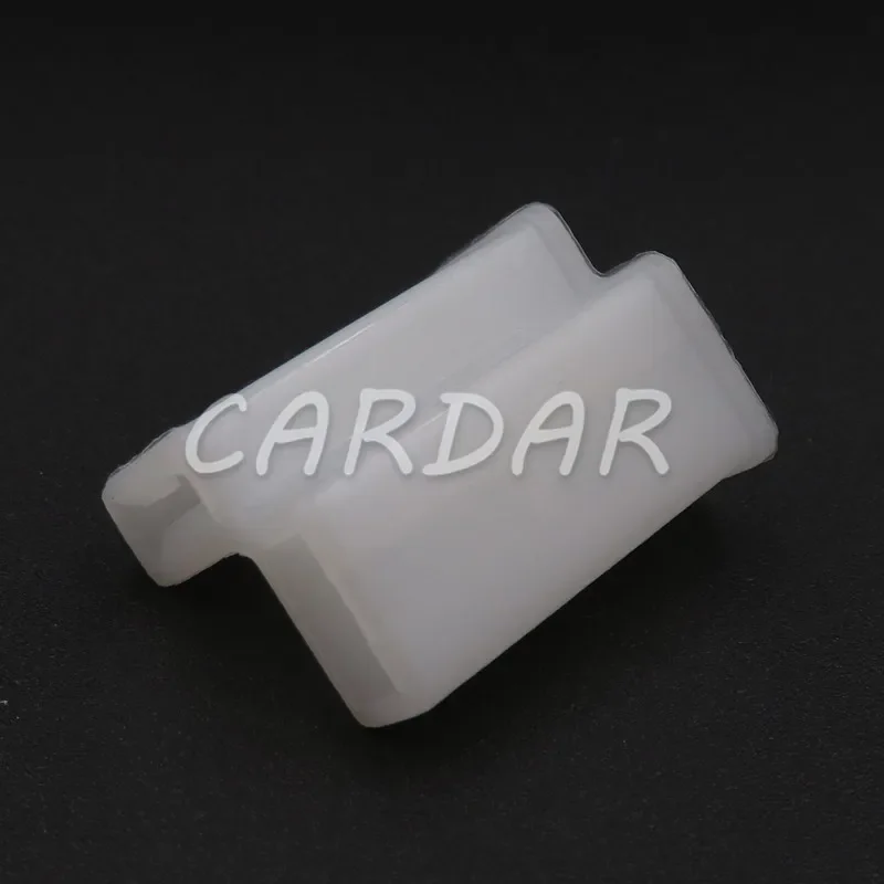 1 Set 2 Pin PA66 Auto Connector Fuel Nozzle Plug AC Assembly Housing Connector Electrical Wiring Connector Wire Clip Socket