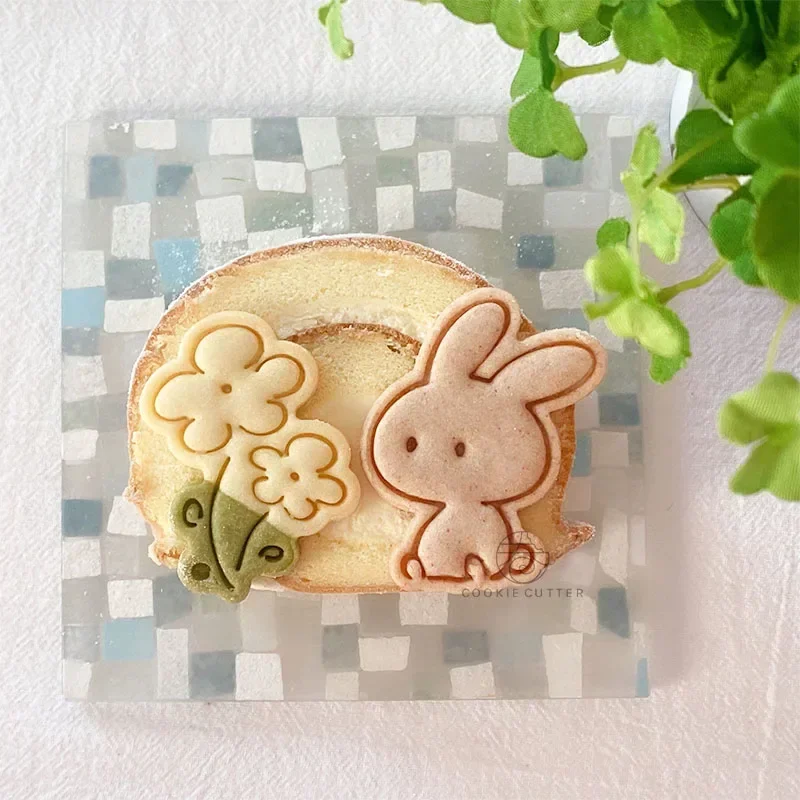 Cute Cartoon Bunny Cookie Cutters 3D Rabbit Flowers Frosting Biscuit Mold Baking Cookie Embosser Tool Fondant Craft Supplies