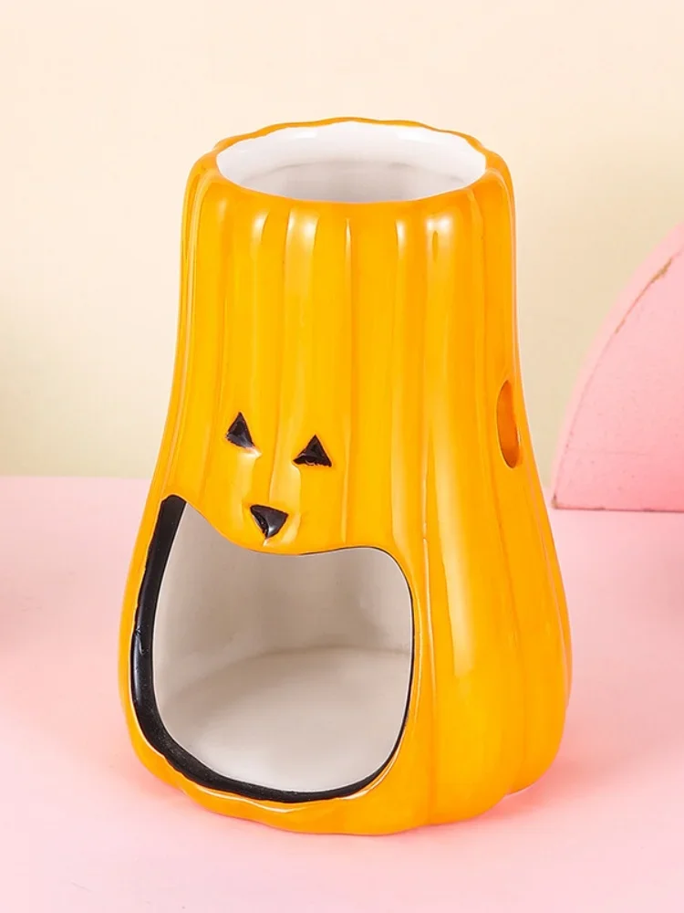 Pet's daily necessities, ceramic nest, hamster eating basin, creative pumpkin bathtub, dual-purpose water bottle holder