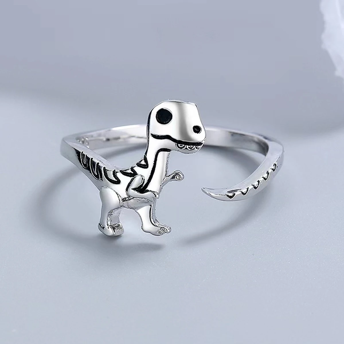 1 Piece Cute and Fashionable Alloy Tyrannosaurus Rex Open Ring Suitable For Boys and Girls To Wear Daily Rings