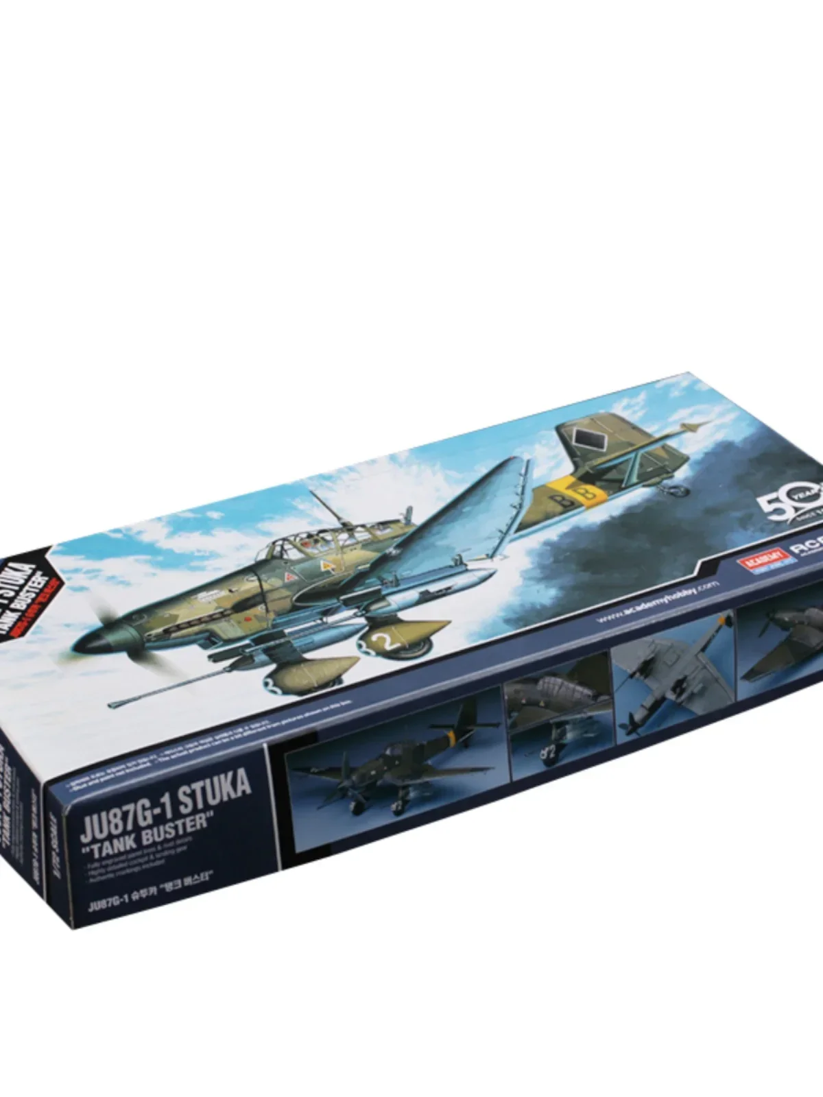 Academy ประกอบเครื่องบินโมเดล 12450 JU87G-1 Stuka Bomber 1/72