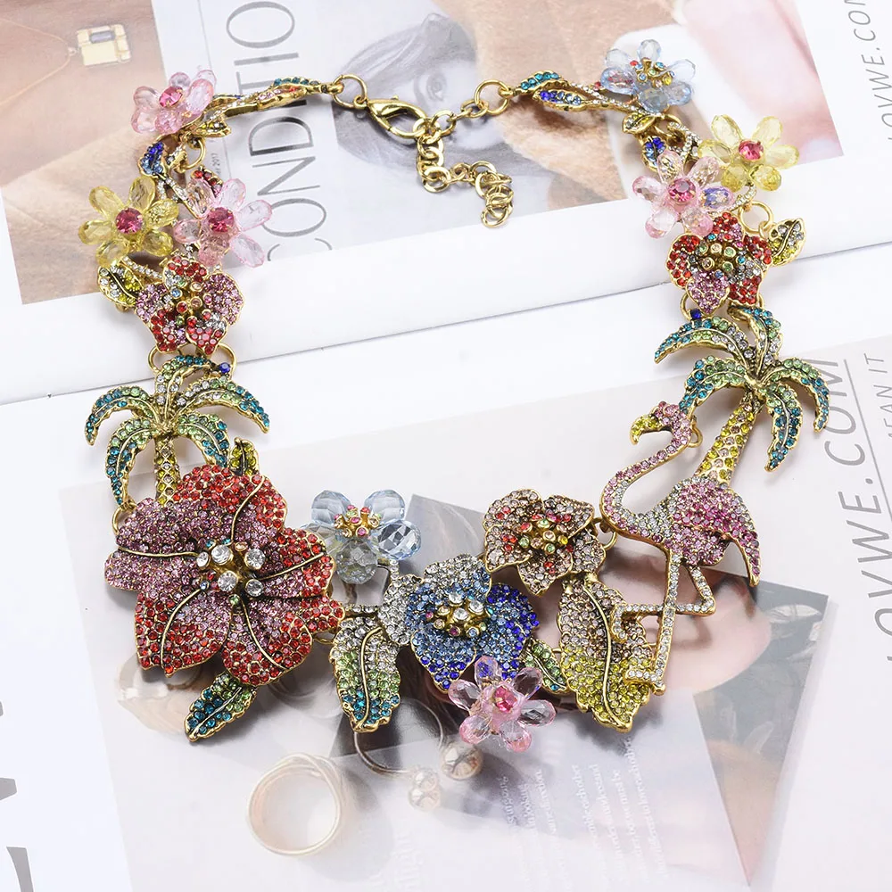 Collar de flamenco bohemio de pavo para mujer, joyería de flores de cristal coloridas Vintage, Gargantilla personalizada, collares llamativos, Otoño e Invierno