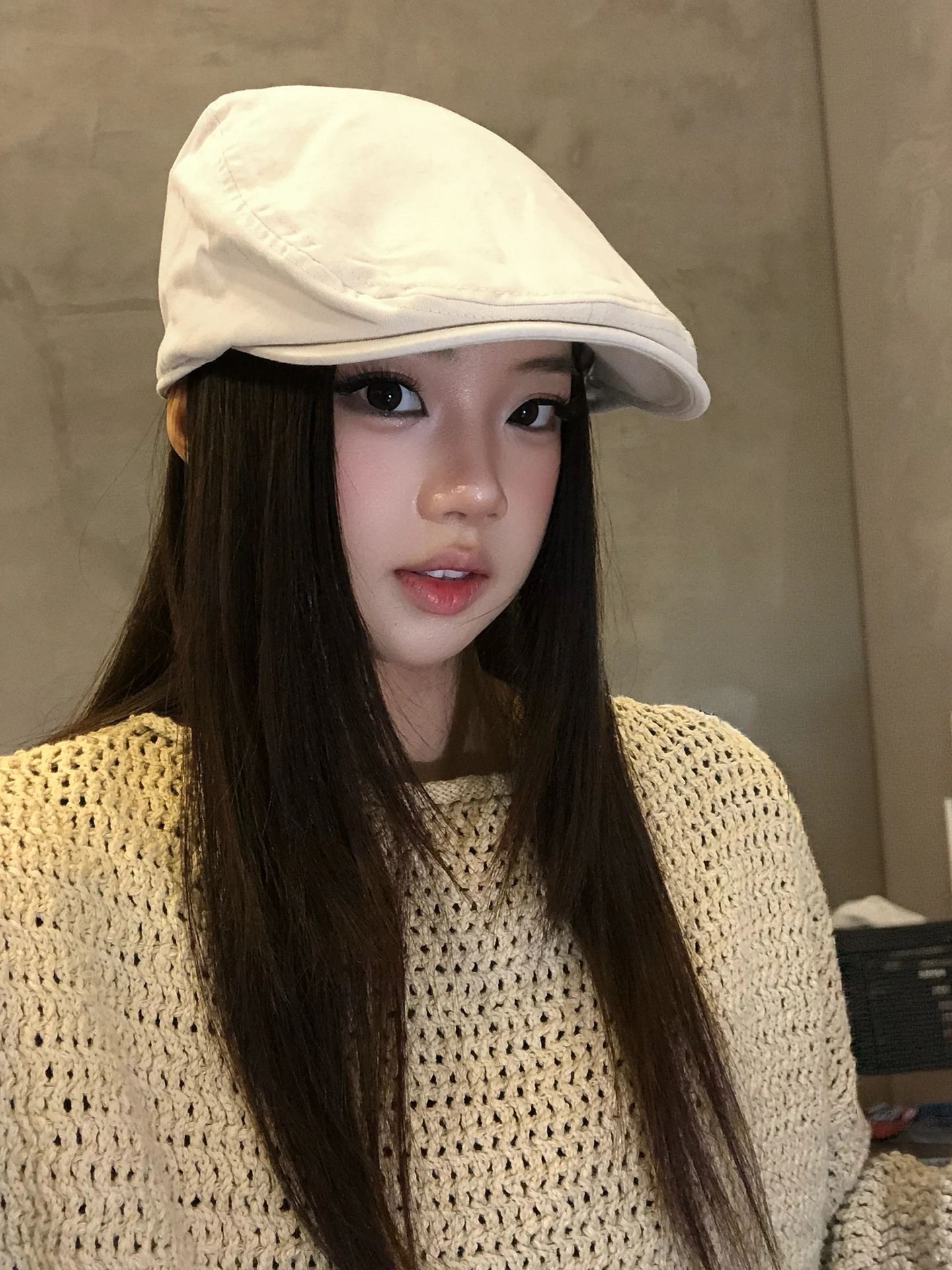 Fashionable Retro Pure Color Women's Early Autumn Beret Hat Adjustable Large Head Size Reversible Newsboy Cap Versatile Style
