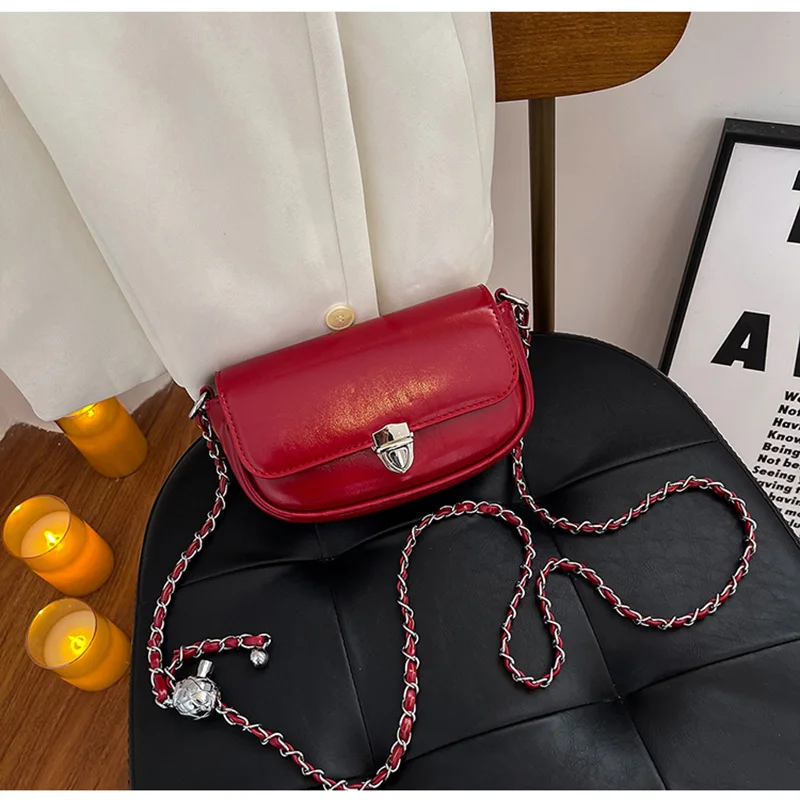 

Texture PU Chain Crossbody Bag For Women Personalized Lock Buckle New Single Shoulder Mini Bag Fashion Advanced Small Square Bag