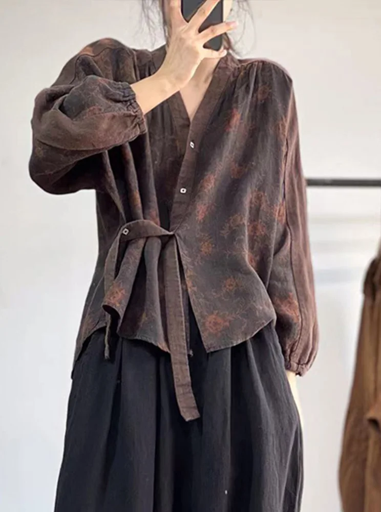 

Retro Artistic Linen Vintage Print irt Women Long Sve V-Ne Spring Summer New Ethnic Sle Loose Fit Button up irt